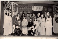 /album/fotogalerie-11/a137-15-11-1969-kasparek-a-smidra-v-cernem-hradu-ucinkujici-ludka-maredova-jana-fucikova-jana-rytirova-jana-urbankova-zdena-kratochvilova-mila-prokesova-jpg/